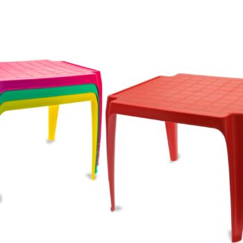 Plastic Table in 4 colors 80211