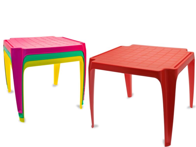Plastic Table in 4 colors 80211